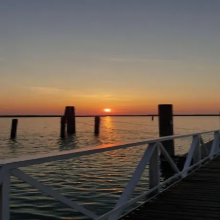 Peaceful Flat With Terrace And Wi-fi - Beahost Bibione