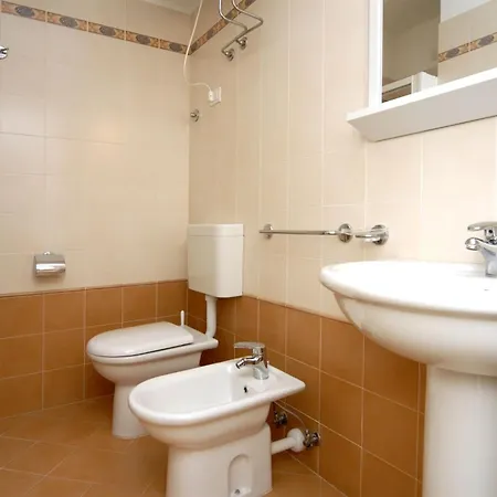 Peaceful Flat With Terrace And Wifi Apartament