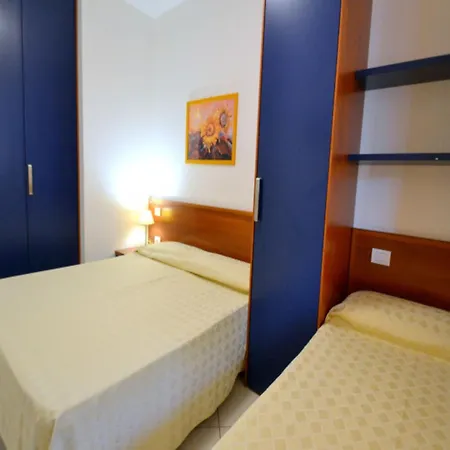 Apartment Peaceful Flat With Terrace And Wi-fi - Beahost