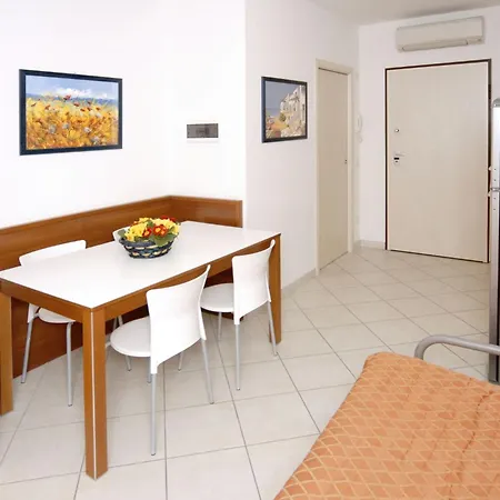Peaceful Flat With Terrace And Wi-fi - Beahost Apartment Bibione