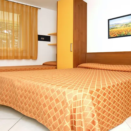 Peaceful Flat With Terrace And Wifi Apartamento